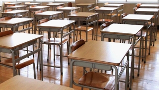 子どもにとって大きな関心事であるクラス替え。保護者からの学校への要望も増えているという＝兵庫県内