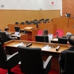 洲本市議会二つ目となる百条委員会の初会合＝洲本市役所