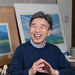 日本画の魅力や受賞の喜びを語る西田眞人さん＝神戸市北区日の峰４（撮影・風斗雅博）