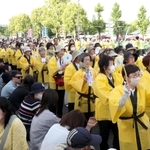 まつり２日目のフィナーレを飾った総踊り＝姫路市の大手前通り（撮影・辰巳直之）