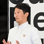元西播磨県民局長の文書問題を巡り、会見で記者の質問に答える斎藤元彦知事＝兵庫県庁