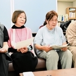 元西播磨県民局長の文書問題を巡り、百条委員会の設置を求めて兵庫県議会に請願を提出した市民グループ「風通しの良い兵庫」＝兵庫県庁
