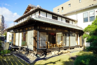 静かなたたずまいの池浦家住宅＝芦屋市（兵庫県教育委員会提供）