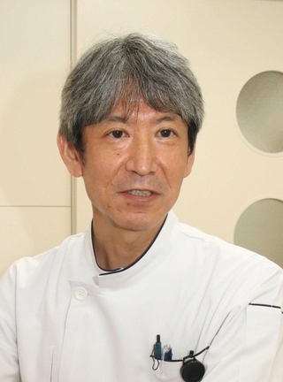 「つらくなったら、体調や精神状態が整うまで無理をしないで」と話す渡辺敦司医師＝神戸市北区山田町上谷上、兵庫県立ひょうごこころの医療センター