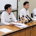 判決後に会見する原告側の代理人弁護士ら＝１１日午後、神戸市中央区多聞通２