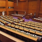 兵庫県議会の議場＝２０１９年６月１９日、神戸市中央区下山手通５