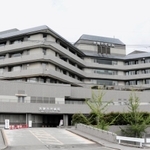 ４年前の医療事故を巡り、当時の執刀医らが書類送検された赤穂市民病院＝赤穂市中広