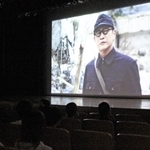 沖縄への修学旅行を前に、沖縄戦で住民保護に尽くした島田叡を描く映画「島守の塔」を鑑賞した兵庫高校の生徒＝神戸市長田区若松町４