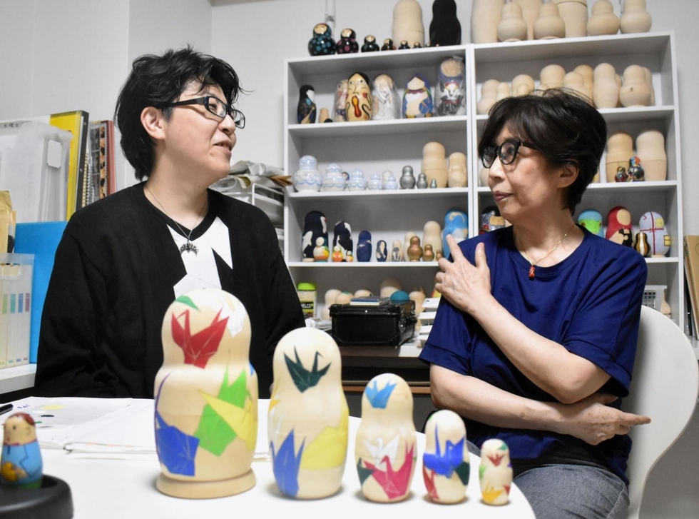 被爆3世、芦屋のマトリョーシカ絵付け作家 平和への祈り胸に再