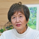 「言い続けたら誰かに届く」。阪神・淡路大震災以降の歩みを振り返る「ウィメンズネット・こうべ」の正井礼子さん＝神戸市長田区久保町５