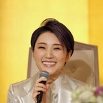 後輩らへの思いを語る宙組トップの芹香斗亜さん＝３日午前、大阪市北区（撮影・小林良多）