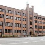 デザインクリエイティブセンター・神戸＝神戸市中央区小野浜町