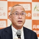 兵庫県知事選挙への立候補を表明した大沢芳清氏＝７日午後、神戸市兵庫区（撮影・長嶺麻子）