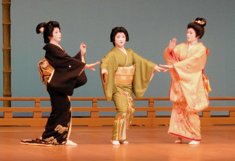 日本舞踊曲集覧 森治市朗編 Amazon.co.jp: 日本舞踊曲集覧 : 森治 市朗