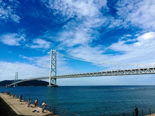 明石海峡大橋＝神戸市垂水区（資料写真）