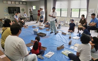 化石の発掘体験ができる「ジオの教室」＝丹波市青垣町（兵庫県立人と自然の博物館提供）