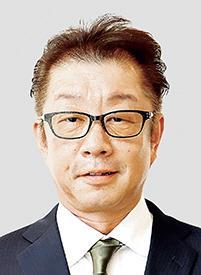 大林　賢一氏