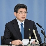 兵庫県知事選への立候補取りやめを表明した元経済産業省官僚の中村稔氏＝２９日午後、神戸市内