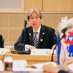 近畿ブロック知事会議に出席した兵庫県の服部洋平副知事＝２４日午後、淡路市夢舞台、淡路夢舞台国際会議場