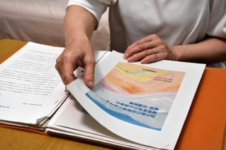 制度を通して初めて加害者の考えを知り、「真面目に生きるという思いを守ってほしい」と求める釜谷美佳さん＝京都市右京区