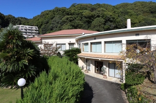 建て替えられる神戸倶楽部のクラブハウス＝いずれも神戸市中央区北野町４（撮影・笠原次郎）