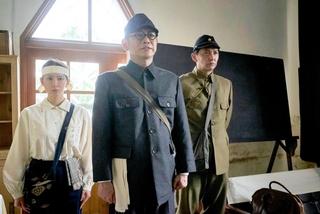 映画「島守の塔」の一場面（©２０２２映画「島守の塔」製作委員会）