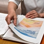 制度を通して初めて加害者の考えを知り、「真面目に生きるという思いを守ってほしい」と求める釜谷美佳さん＝京都市右京区