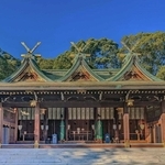 全国唯一の「三連春日造社殿」の西宮神社本殿（兵庫県教育委員会提供）