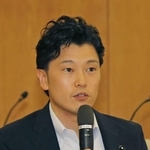 奥谷謙一委員長＝兵庫県庁