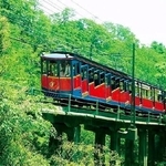 車両や施設の工事に伴い、２０２５年１月６日～４月１２日に運休する予定の六甲ケーブル（神戸六甲鉄道提供）
