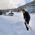 一面に雪が積もったハチ北高原スキー場＝１９日午後、兵庫県香美町村岡区大笹