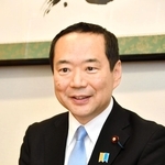 外務副大臣に就任し、インタビューに応じる藤井比早之衆院議員＝東京都内（撮影・堀内達成）