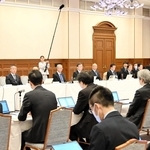 兵庫県と神戸市が共通の課題について意見を交わした県・神戸市調整会議＝県公館
