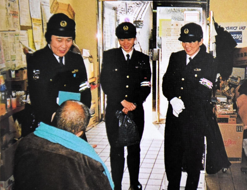 被災者の声に耳傾けた女性警察官の「のじぎくパトロール隊」 震災契機