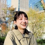 震災から３０年の歩みを振り返る小島汀さん＝大阪市北区