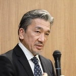 脳卒中について早期発見・治療の重要性を語る上野泰医師＝神戸市灘区岩屋北町１、兵庫県予防医学協会健診センター
