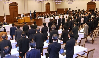 文書問題に関する百条委報告書の採決を諮る兵庫県議会本会議＝５日午前、神戸市中央区、県公館（撮影・小林良多）