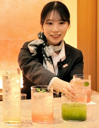 第１ターミナルビルの出国エリア３階に新設されるファーストクラス向けラウンジ。有人のバーが設けられる＝関西空港