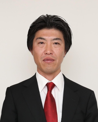 赤硲康之氏
