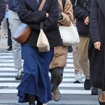 仕事の経験を通して斎藤県政を支持する人たちもいた＝神戸市内