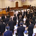 文書問題に関する百条委報告書の採決を諮る兵庫県議会本会議＝５日午前、神戸市中央区、県公館（撮影・小林良多）