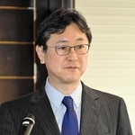 有馬－高槻断層帯に関する調査結果を報告する西村卓也教授＝２４日午後、神戸市役所