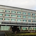 宍粟市役所＝宍粟市山崎町