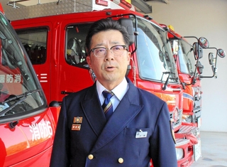 尼崎ＪＲ脱線事故で兵庫県消防防災航空隊員として、負傷者の搬送に携わった三木市消防長の大東成吉さん＝三木市福井