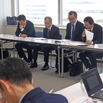 大会概要や予算案が承認されたＮＩＥ全国大会神戸大会の実行委員会＝神戸市中央区東川崎町１