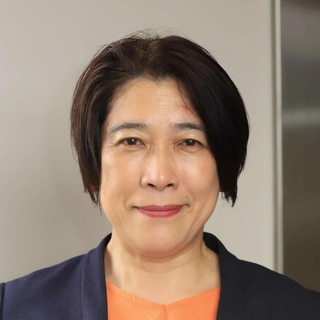 高岡美津子氏