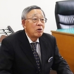 会議の冒頭であいさつをする県選管の永田秀一委員長＝兵庫県庁