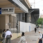 回遊性などが課題となっているＪＲ元町駅周辺＝神戸市中央区元町通２