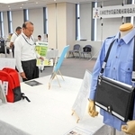 多彩なアイデアの警察用資機材が並んだコンクール＝県警本部