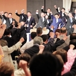 神戸市で開かれた自民党県連大会